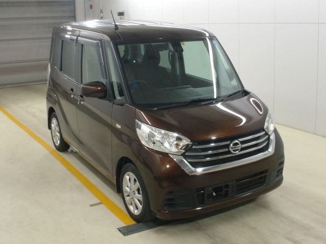 3046 Nissan Dayz roox B21A 2018 г. (NAA Nagoya)